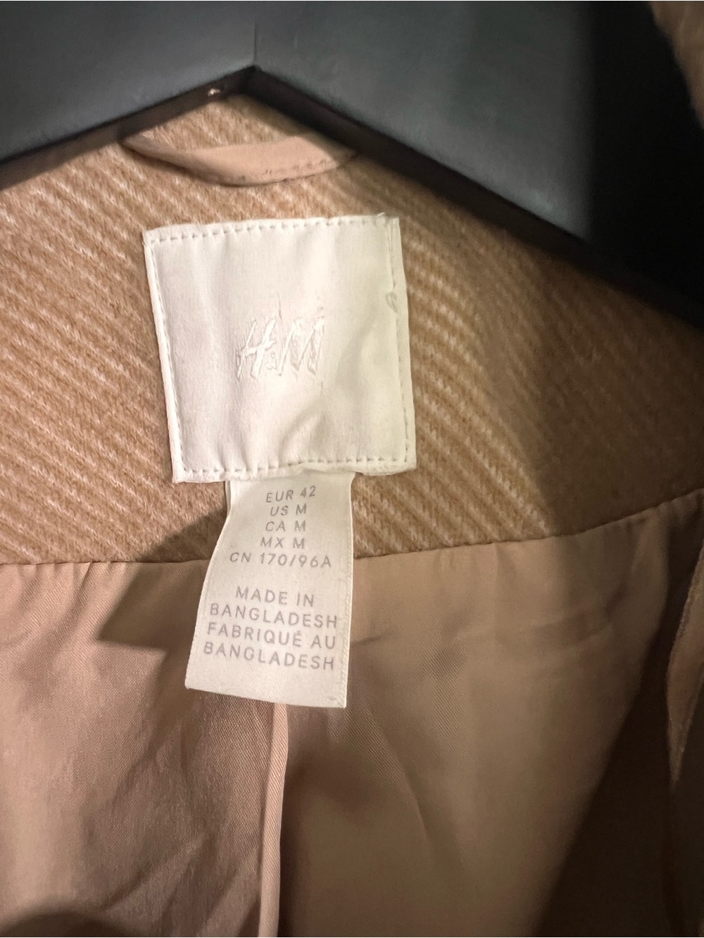 H&M Women’s Camel Belted Wrap Trench Coat | Size Medium | Oversized Style - Picture 2 of 4